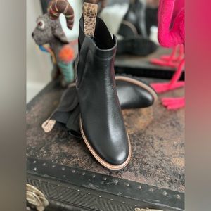 dolce vita Huey H20 black